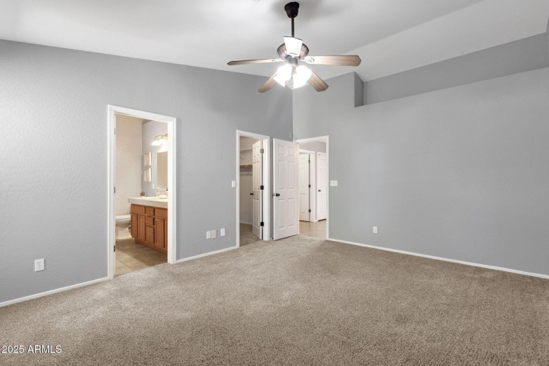 30-web-or-mls-18132-e-bellerive-dr