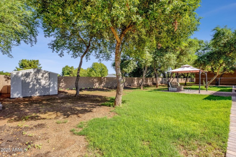 45-web-or-mls-18132-e-bellerive-dr