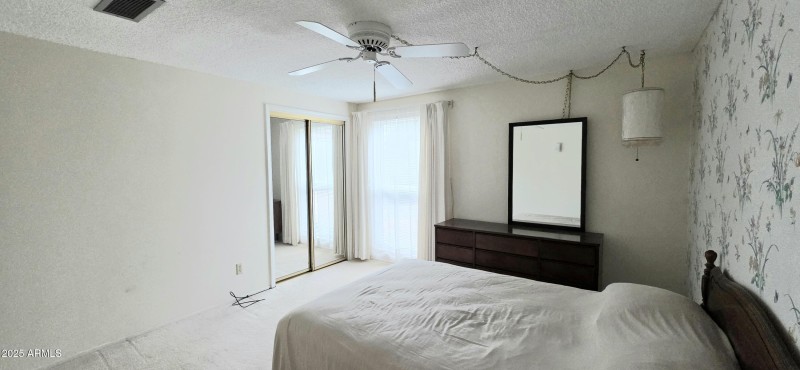 302 North Sage Street