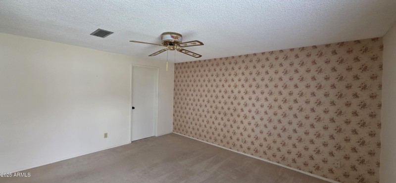 302 North Sage Street