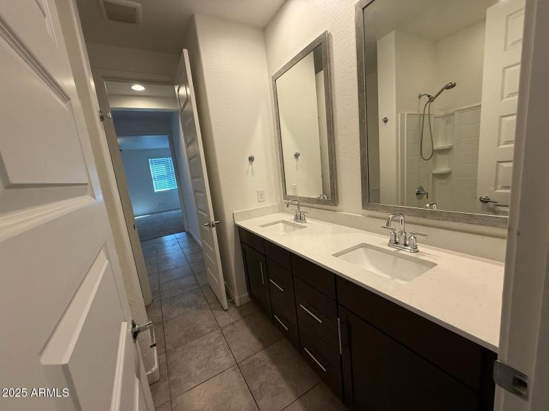 00bc17ba-8cf2-4154-9e5b-04687051525c