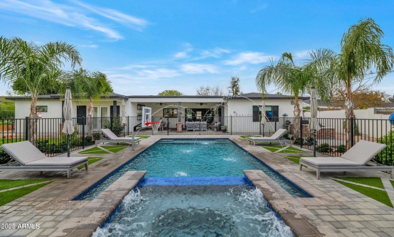 20220116231805614090000000-o