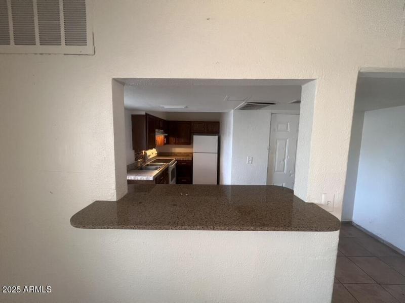 B3E814F0-7F79-4B51-BA80-CDAF8D45763B_1_1