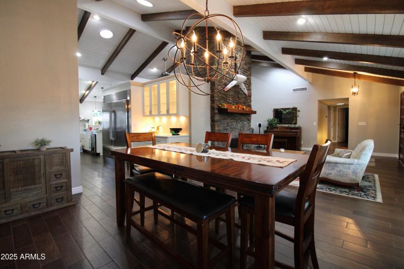 Dining/ Formal Living