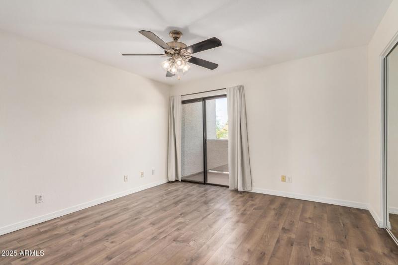 Laminate Wood Flooring