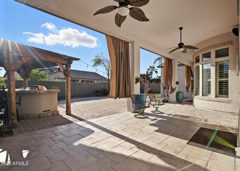 57-web-or-mls-25914 N 49th Ln Phoenix, A