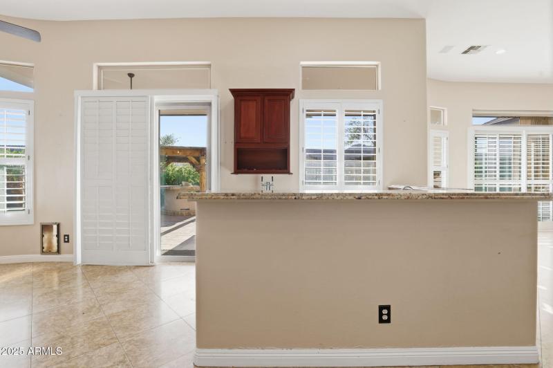 14-web-or-mls-25914 N 49th Ln Phoenix, A