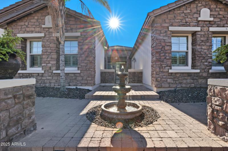 4-web-or-mls-25914 N 49th Ln Phoenix, AZ