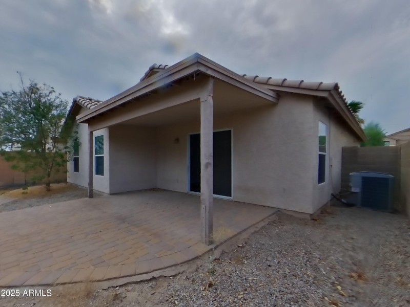 14_pc_BaMSNMuwZ8_05b6hIrMNh_center_0