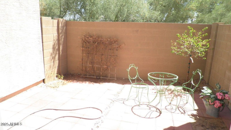 20220111195353976134000000-o