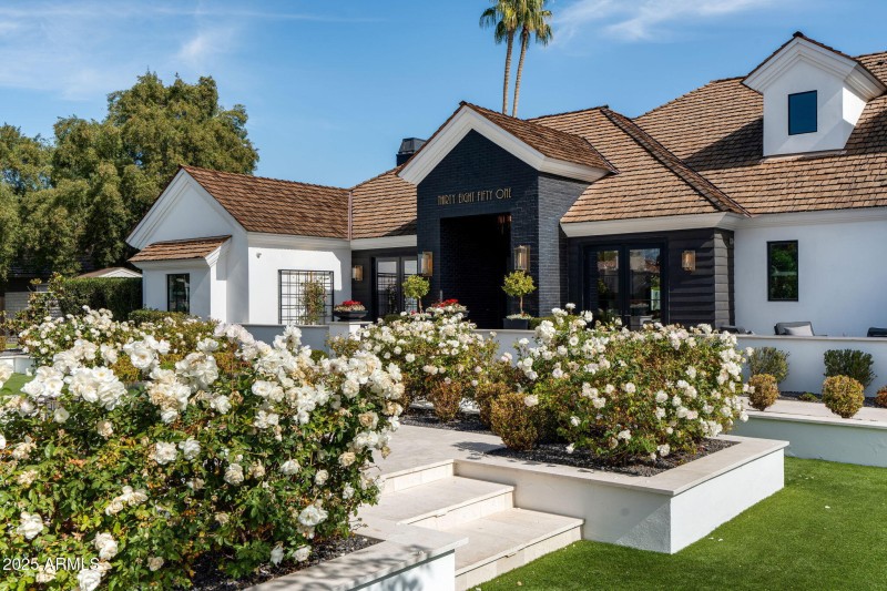 3-web-or-mls-3851-n-jokake-dr