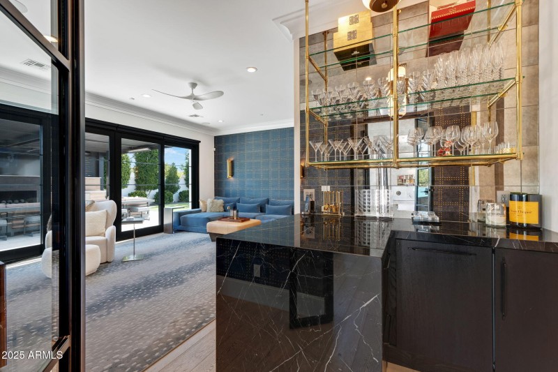 30-web-or-mls-3851-n-jokake-dr