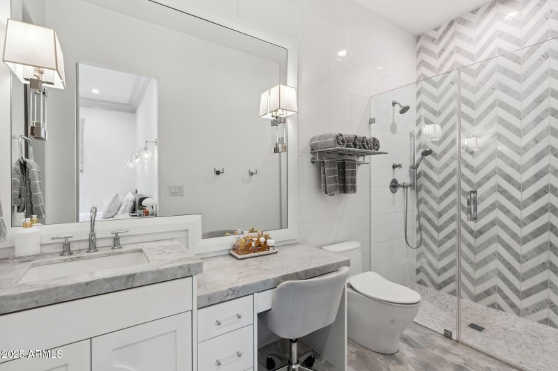 45-web-or-mls-3851-n-jokake-dr