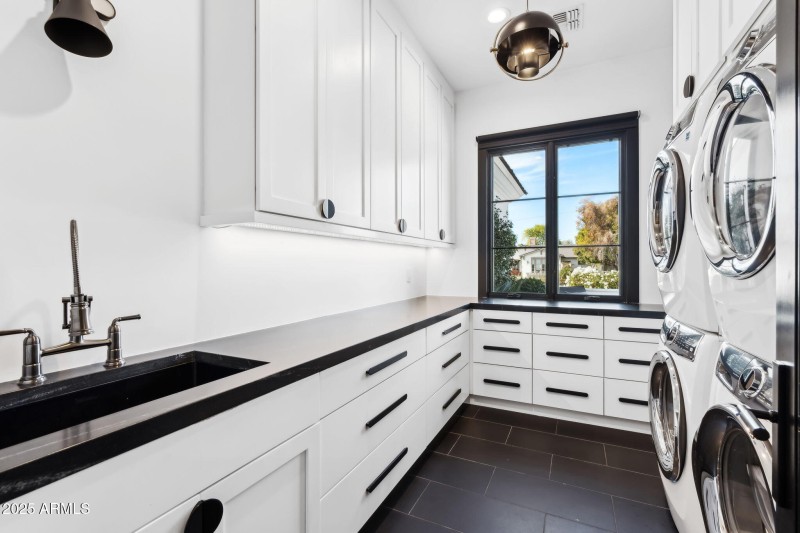 46-web-or-mls-3851-n-jokake-dr