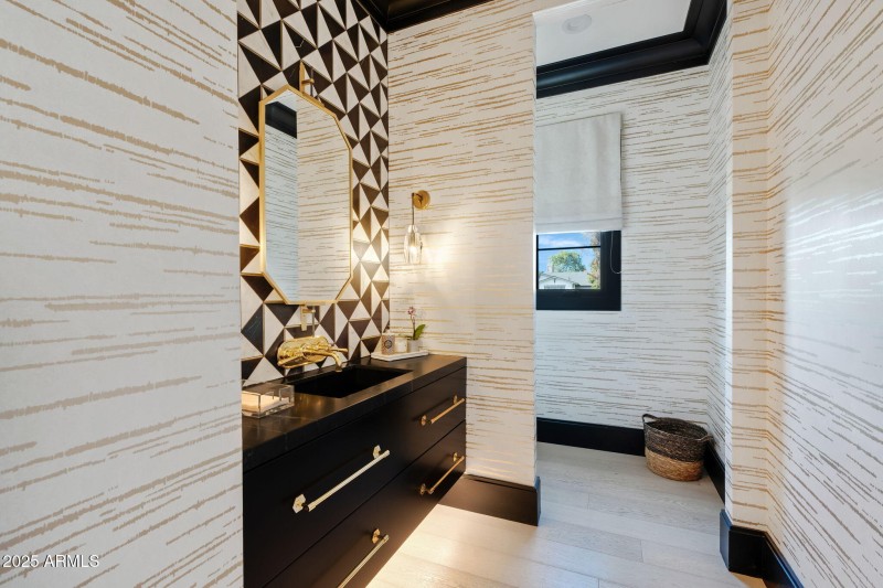 47-web-or-mls-3851-n-jokake-dr