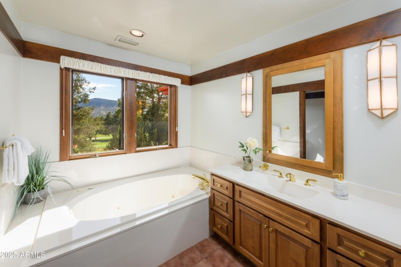 115 Merry Go Round Rock Rd-20