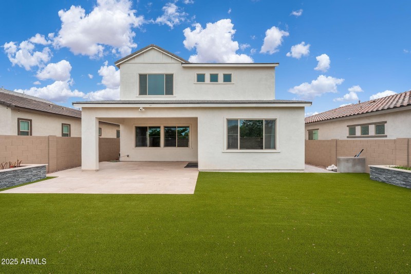 1458 E Lodgepole Dr - 32