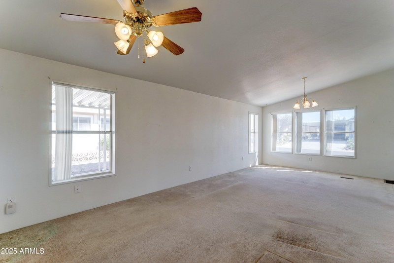 3702 N Michigan Avenue-4