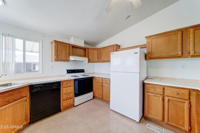 3702 N Michigan Avenue-7