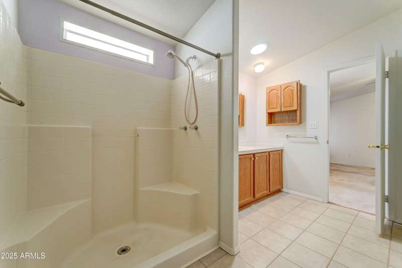 3702 N Michigan Avenue-16