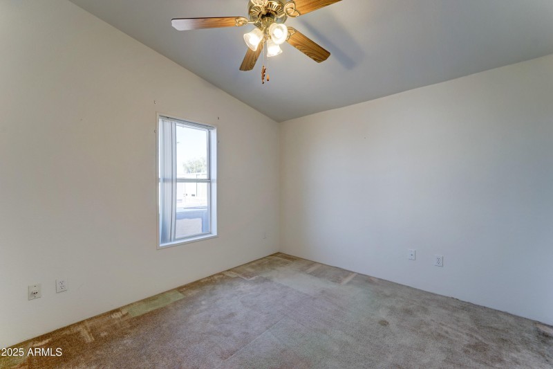 3702 N Michigan Avenue-18