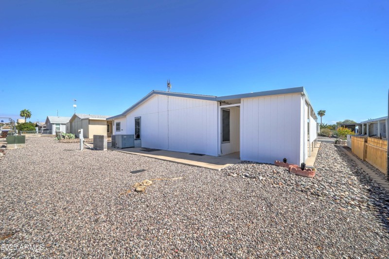 3702 N Michigan Avenue-24