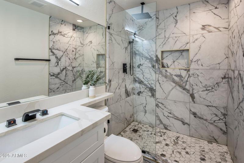 5-web-or-mls-D46A6599