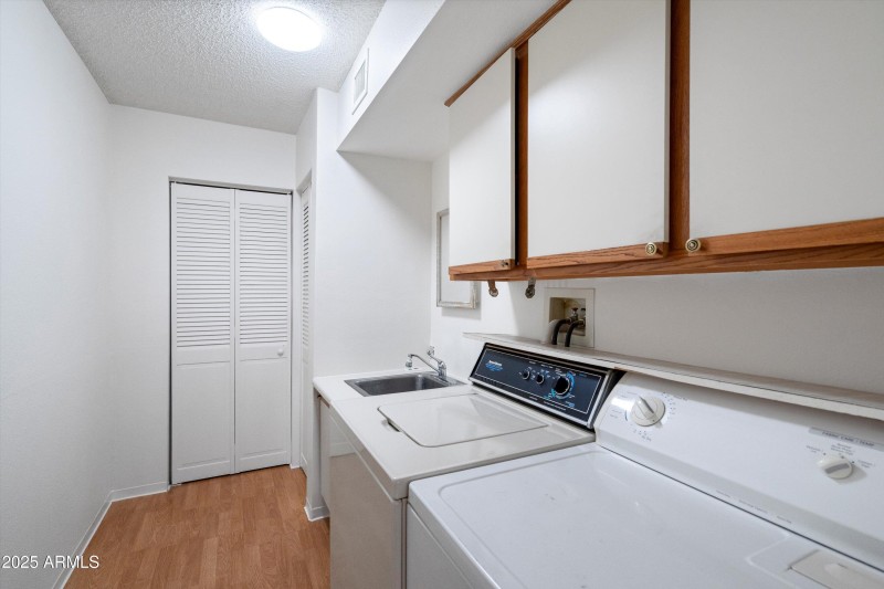 33-Laundry Room