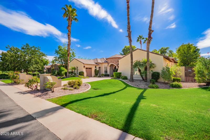 58- 2069 E Cedar Place, Chandler 85249