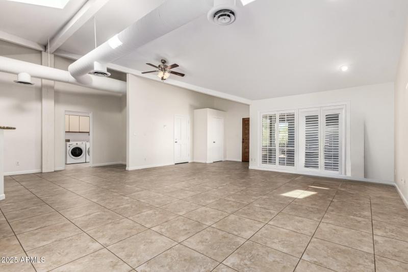 FE18D758-A3EA-4491-8B01-087E86C03A13_1_2