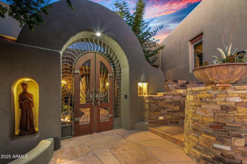 Front Court Yard Entry