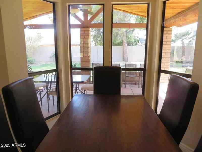 d7b8959bf856bd54047b37ddab5d9280-uncropp