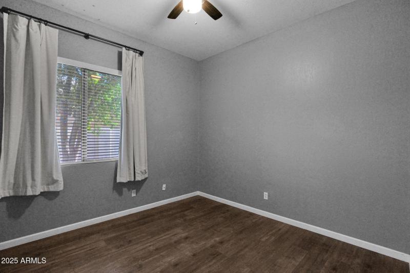 25-web-or-mls-P1327384