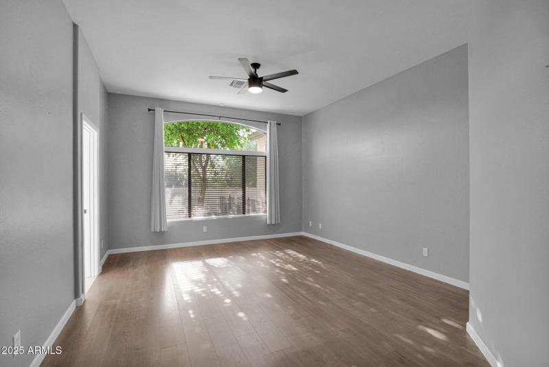 26-web-or-mls-P1327386