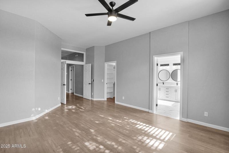 27-web-or-mls-P1327389