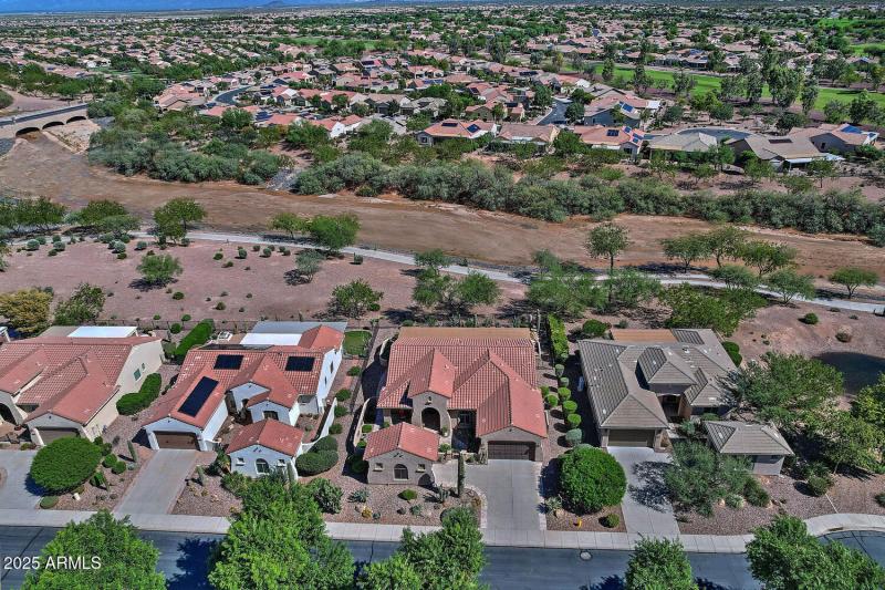 3573 N Presidential Dr-large-021-019-Bac