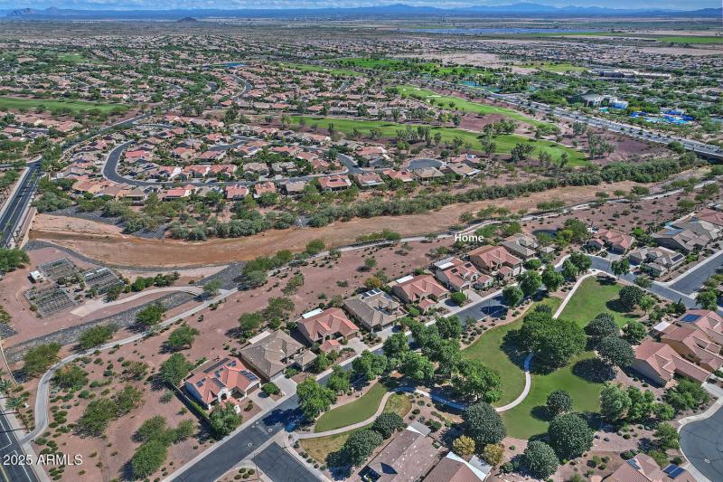 3573 N Presidential Dr-large-054-030-Com