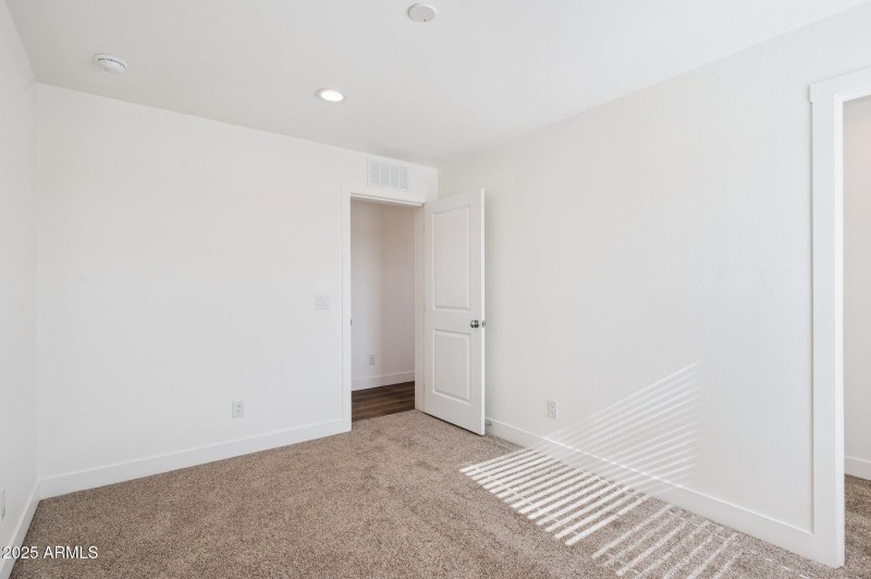 24-web-or-mls-2735-n-357th-ave