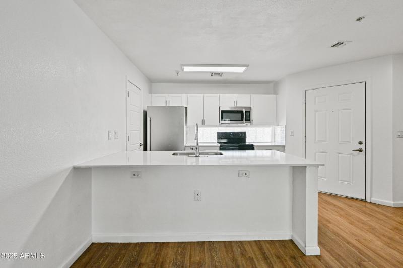 8-3065N67A214-ocupix