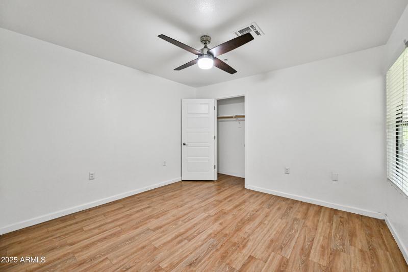 15-3065N67A214-ocupix