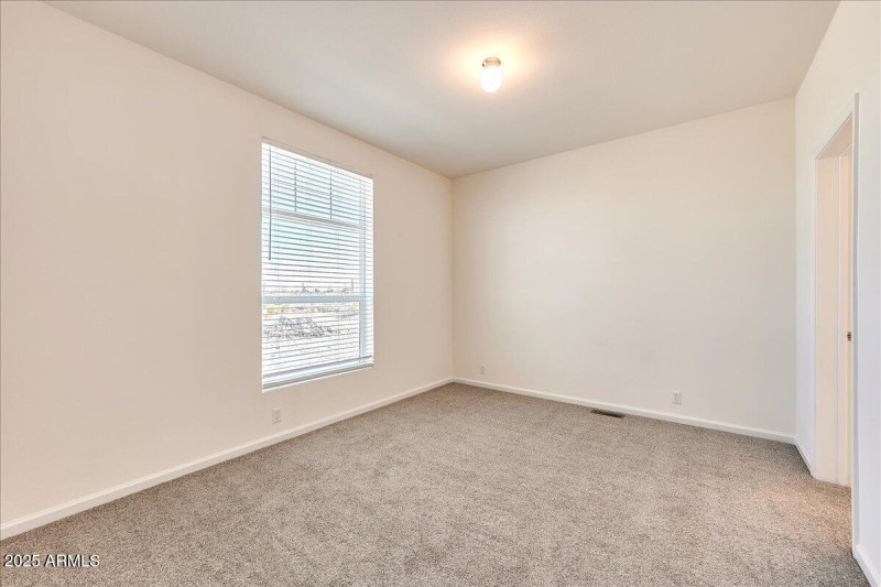 11) 59893-686dd88f682e9