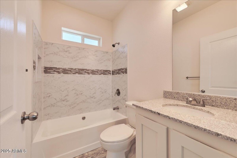 16) 59893-686dd89032a5b