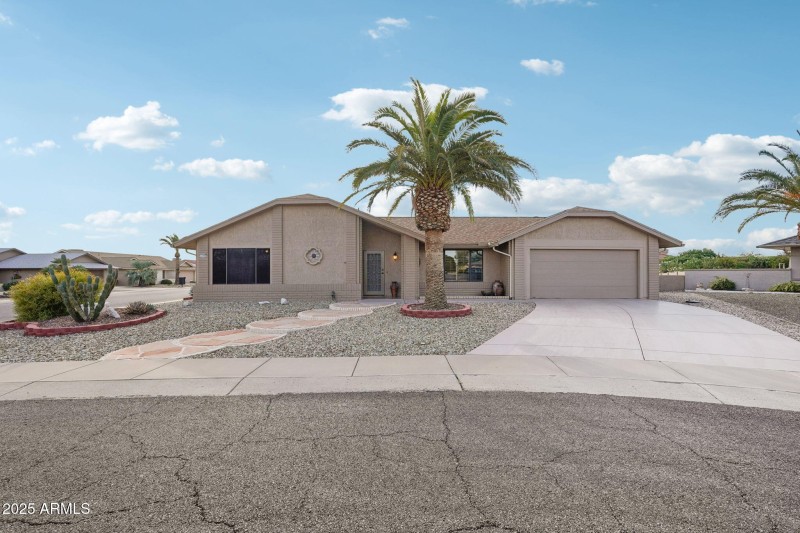 1-web-or-mls-W Eveningside Dr-S1610-001