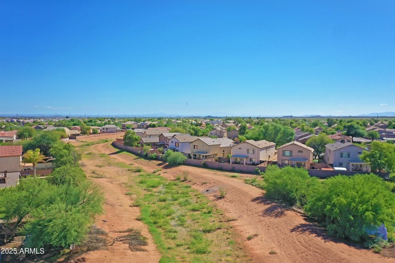 D34B4B862B3E2A8ADE518D1980B84367