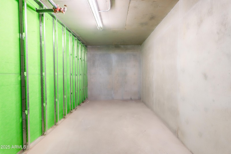 Private Garage Space