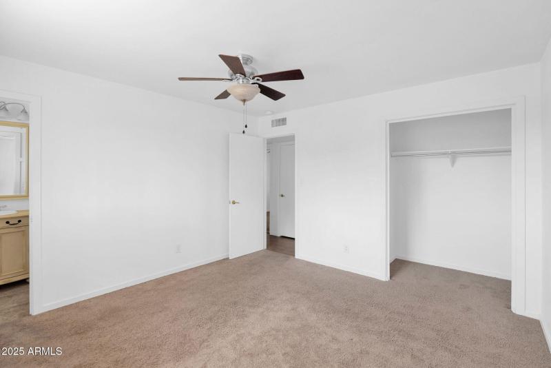 22-web-or-mls-P1327204