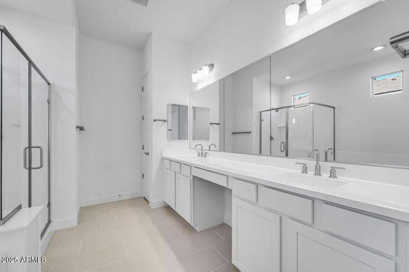 4050 E BRITTLEBUSH Lane - Ready Now!