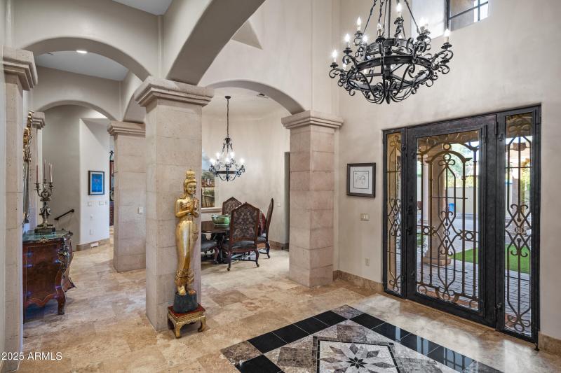 9290 E Thompson Peak Pkwy #409-25-2