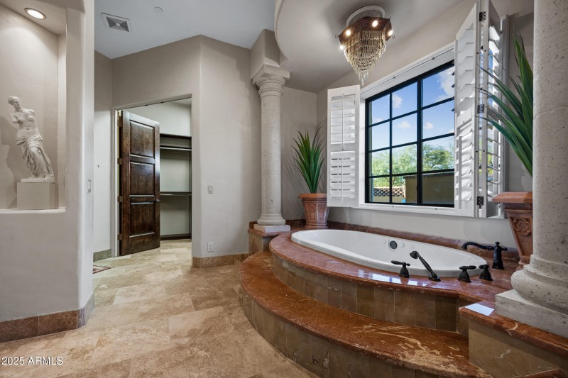 9290 E Thompson Peak Pkwy #409-35-2