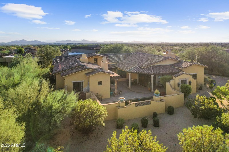 9290 E Thompson Peak Pkwy #409-42-2